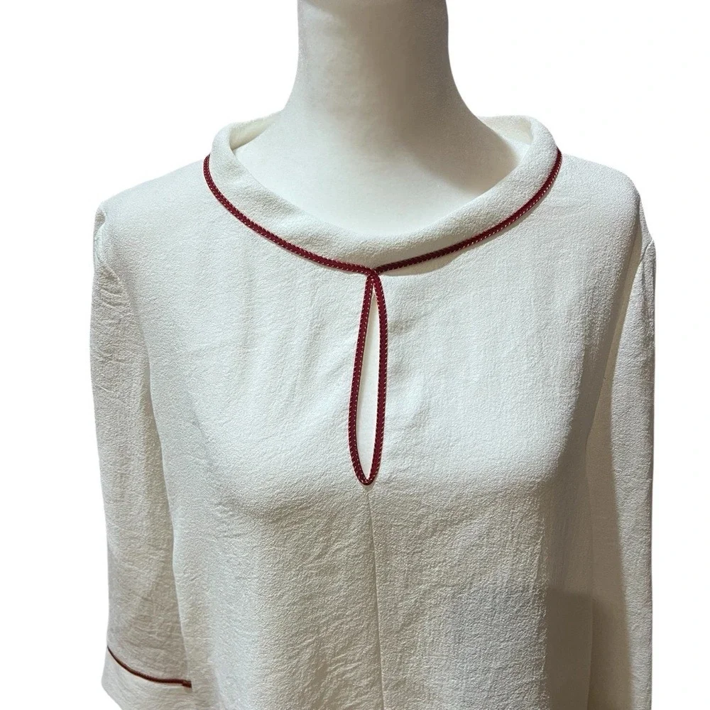 Maje White Crepe Dainty Keyhole‎ Minimalist Blouse Red Trim  3/4 Sleeve Medium